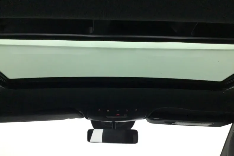 Mercedes-Benz GLC 220 din 2021 cu 111.500 km - oferta MER163375 - foto 15