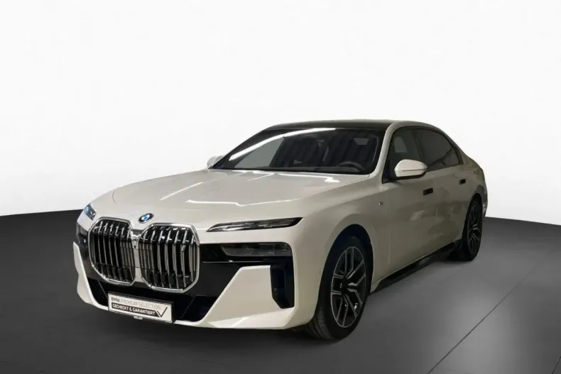 BMW i7 din 2025 cu 15.811 km - oferta BMW163376 - foto 1