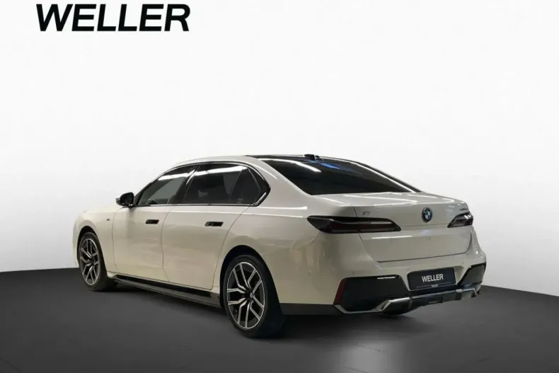 BMW i7 din 2025 cu 15.811 km - oferta BMW163376 - foto 4