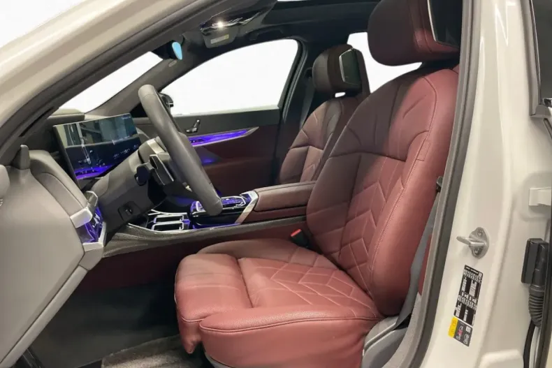 BMW i7 din 2025 cu 15.811 km - oferta BMW163376 - foto 5