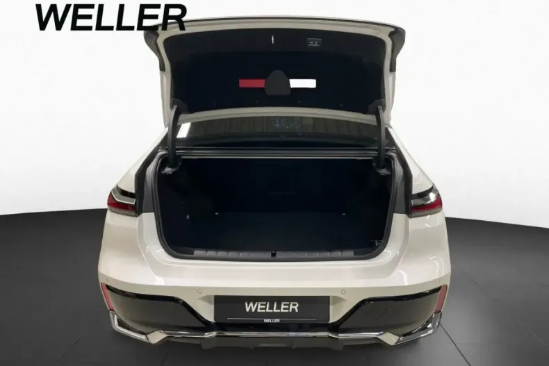 BMW i7 din 2025 cu 15.811 km - oferta BMW163376 - foto 11