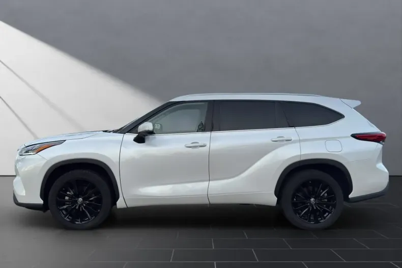 Toyota Highlander din 2024 cu 27.030 km - oferta TOY163380 - foto 2