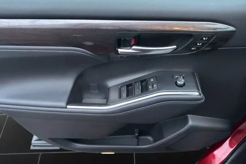 Toyota Highlander din 2024 cu 39.074 km - oferta TOY163381 - foto 12