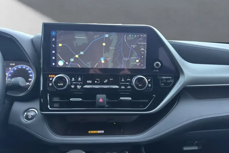 Toyota Highlander din 2024 cu 39.074 km - oferta TOY163381 - foto 15