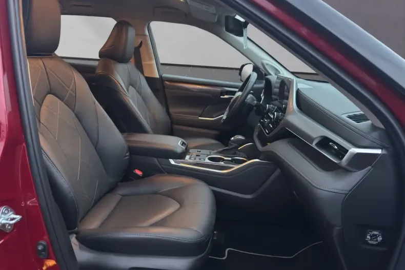 Toyota Highlander din 2024 cu 39.074 km - oferta TOY163381 - foto 18