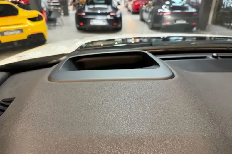 Land Rover Discovery Sport din 2023 cu 21.900 km - oferta LAN163394 - foto 22