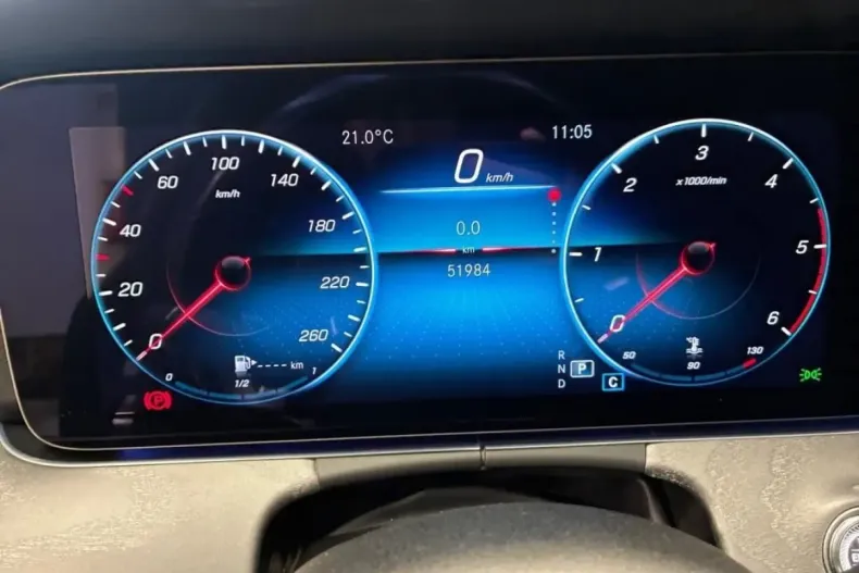 Mercedes-Benz CLS 400 din 2022 cu 51.980 km - oferta MER163401 - foto 11