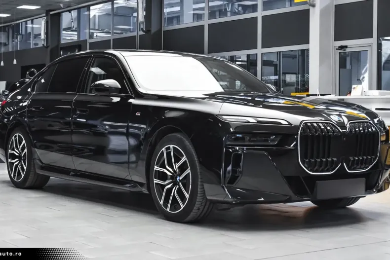 BMW 740 din 2024 cu 24.575 km - oferta BMW163402 - foto 4