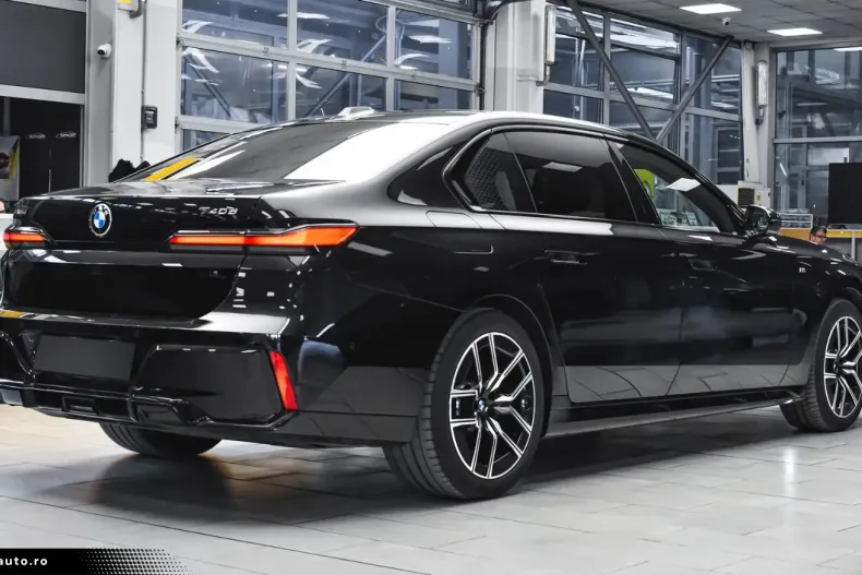 BMW 740 din 2024 cu 24.575 km - oferta BMW163402 - foto 5