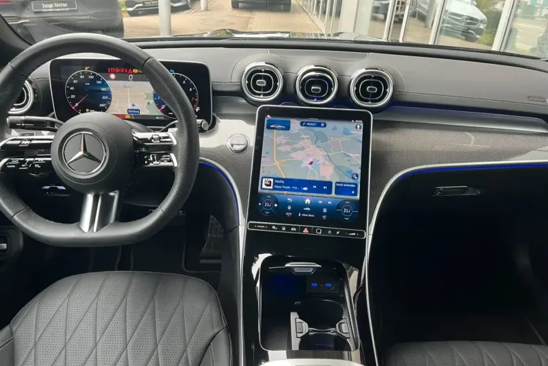 Mercedes-Benz CLE 300 din 2023 cu 3.349 km - oferta MER163404 - foto 13