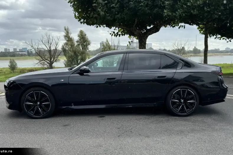 BMW 740 din 2024 cu 28.990 km - oferta BMW163408 - foto 5