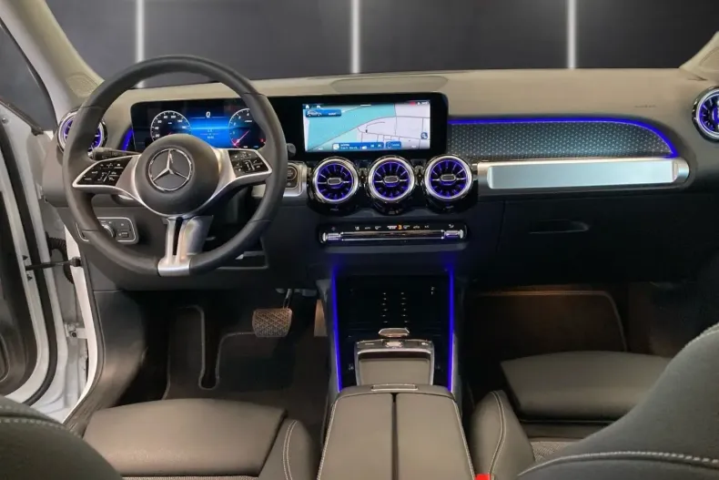 Mercedes-Benz GLB 250 din 2024 cu 9.027 km - oferta MER163416 - foto 10