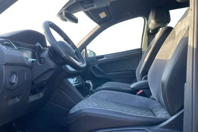 Volkswagen Tiguan din 2023 cu 16.422 km - oferta VOL163424 - foto 9