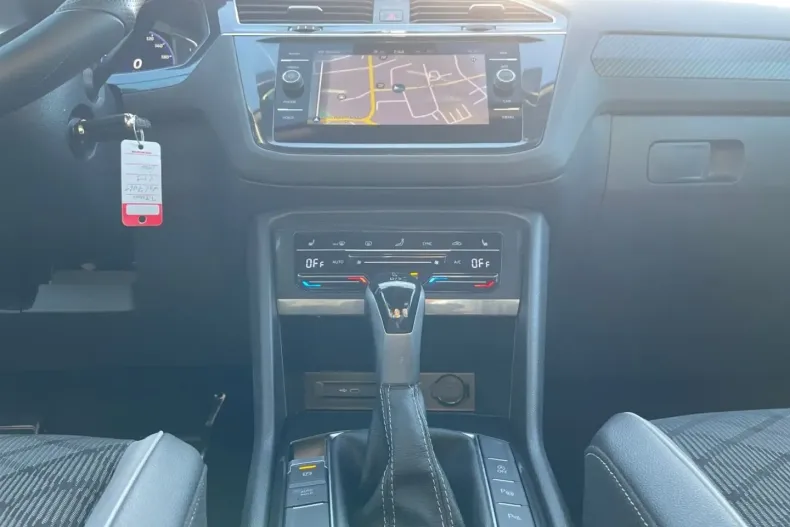 Volkswagen Tiguan din 2023 cu 16.422 km - oferta VOL163424 - foto 11