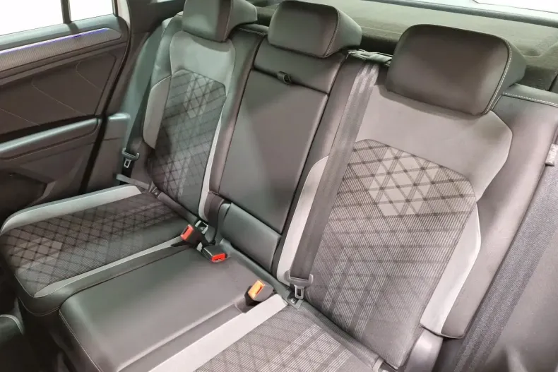 Volkswagen Tiguan din 2022 cu 46.100 km - oferta VOL163426 - foto 18