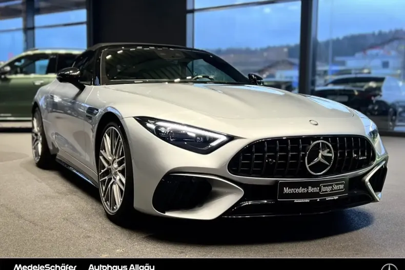 Mercedes-Benz SL 55 AMG din 2023 cu 3.045 km - oferta MER163430 - foto 13