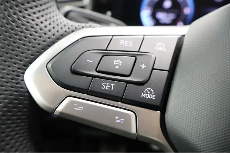 Volkswagen Tiguan din 2024 cu 21.665 km - oferta VOL163431 - foto 19