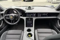 Porsche Taycan din 2022 cu 14.205 km - oferta POR163452 - foto 4