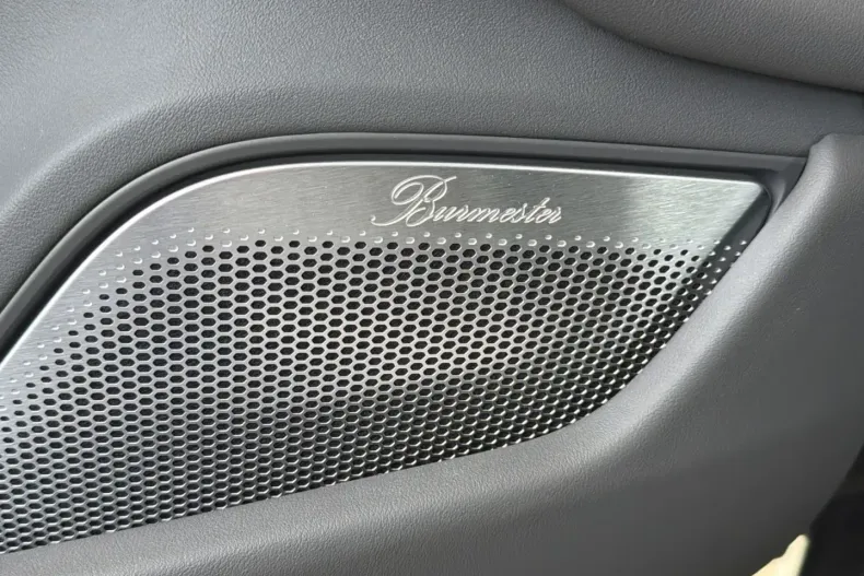 Porsche Taycan din 2022 cu 14.205 km - oferta POR163452 - foto 19