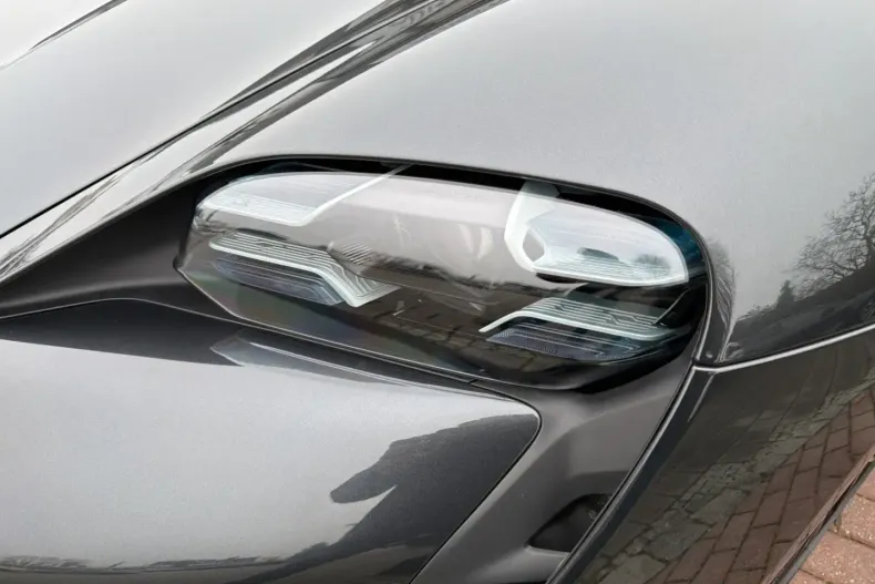 Porsche Taycan din 2022 cu 14.205 km - oferta POR163452 - foto 27