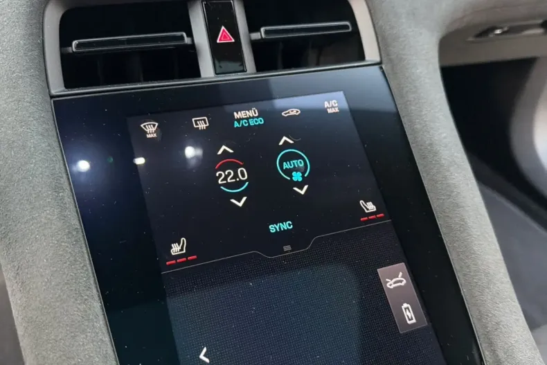 Porsche Taycan din 2023 cu 13.900 km - oferta POR163454 - foto 19