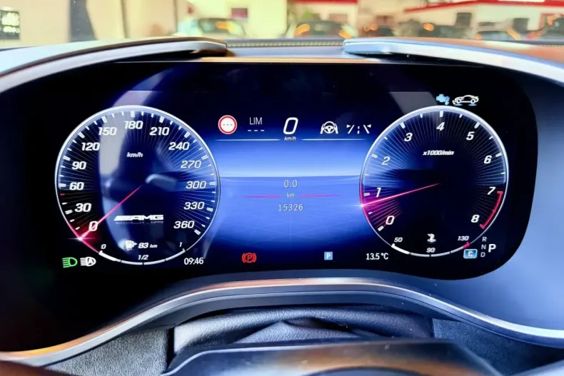 Mercedes-Benz SL 63 AMG din 2023 cu 14.890 km - oferta MER163455 - foto 11