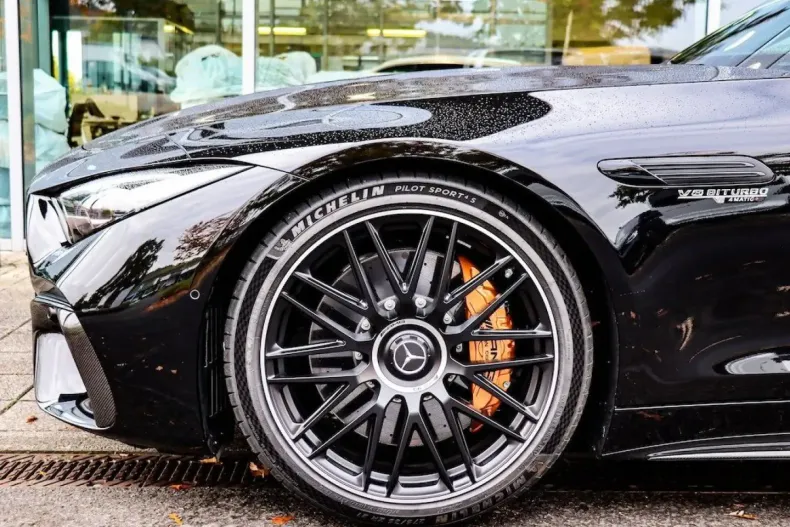 Mercedes-Benz SL 63 AMG din 2024 cu 4.901 km - oferta MER163456 - foto 10