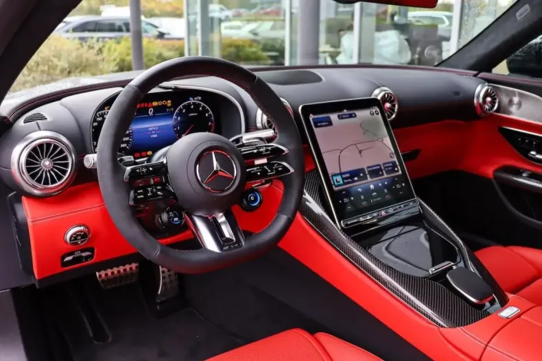 Mercedes-Benz SL 63 AMG din 2024 cu 4.901 km - oferta MER163456 - foto 15