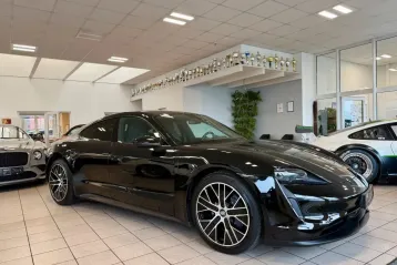 Porsche Taycan din 2023 - oferta POR163457