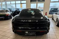 Porsche Taycan din 2023 cu 26.189 km - oferta POR163457 - foto 4