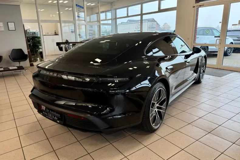 Porsche Taycan din 2023 cu 26.189 km - oferta POR163457 - foto 5