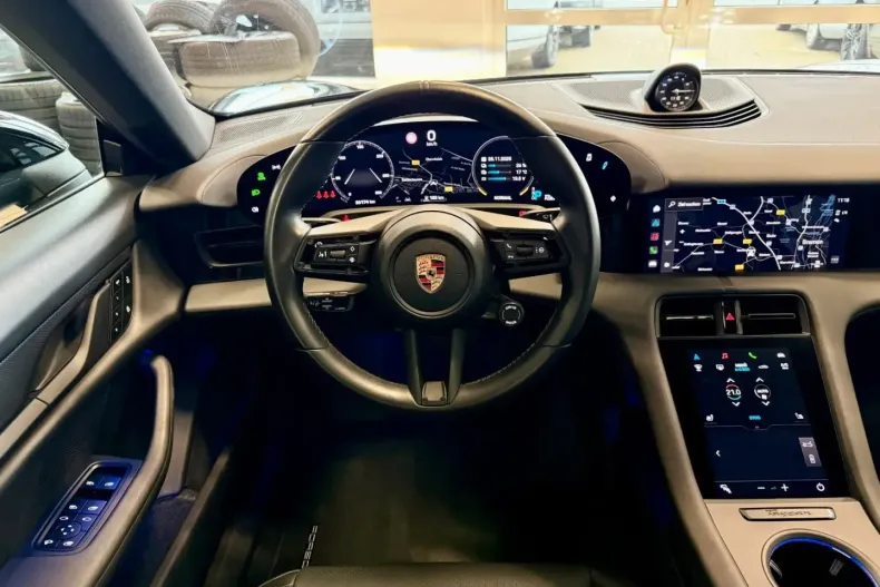 Porsche Taycan din 2023 cu 26.189 km - oferta POR163457 - foto 16