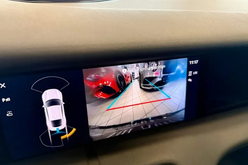 Porsche Taycan din 2023 cu 26.189 km - oferta POR163457 - foto 20