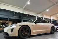 Porsche Taycan din 2023 cu 34.000 km - oferta POR163458 - foto 3