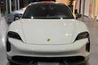 Porsche Taycan din 2023 cu 34.000 km - oferta POR163458 - foto 9