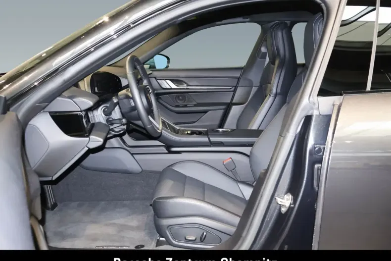 Porsche Taycan din 2022 cu 17.150 km - oferta POR163460 - foto 12