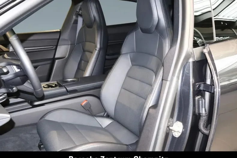 Porsche Taycan din 2022 cu 17.150 km - oferta POR163460 - foto 22