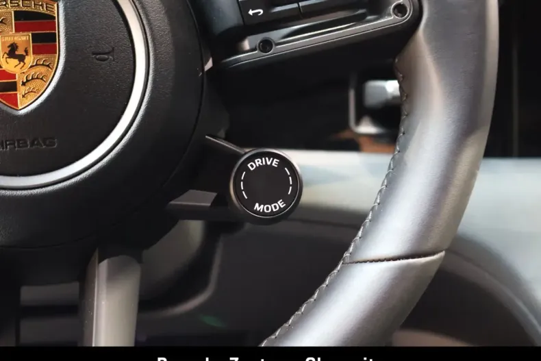 Porsche Taycan din 2022 cu 17.150 km - oferta POR163460 - foto 23