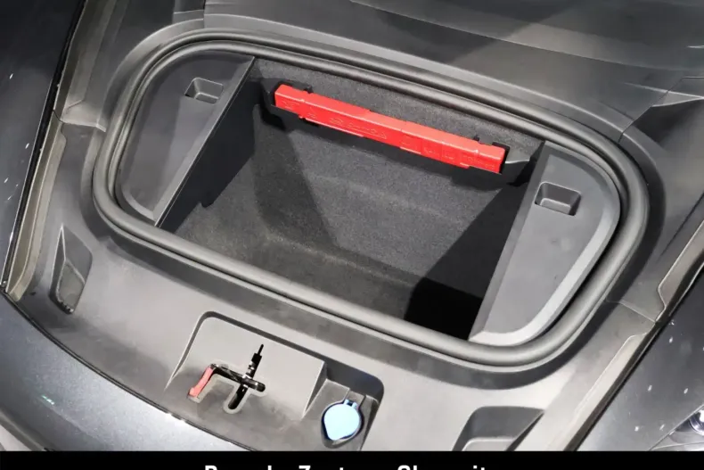 Porsche Taycan din 2022 cu 17.150 km - oferta POR163460 - foto 36