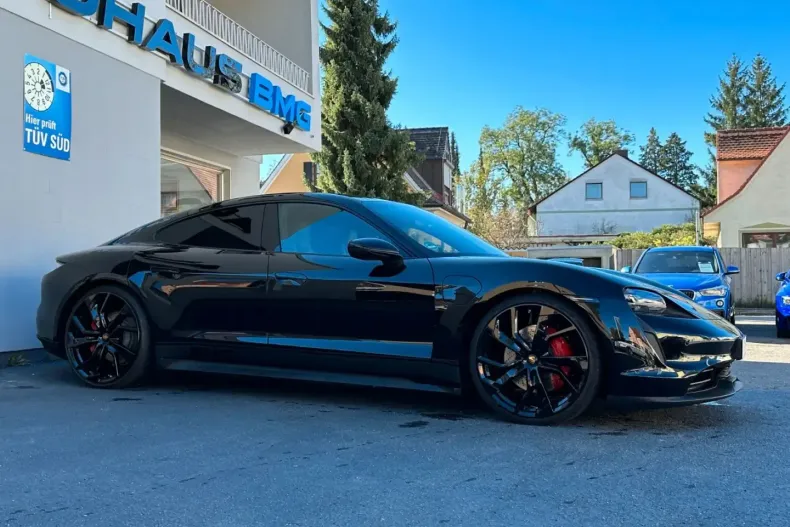 Porsche Taycan din 2021 cu 47.900 km - oferta POR163461 - foto 4