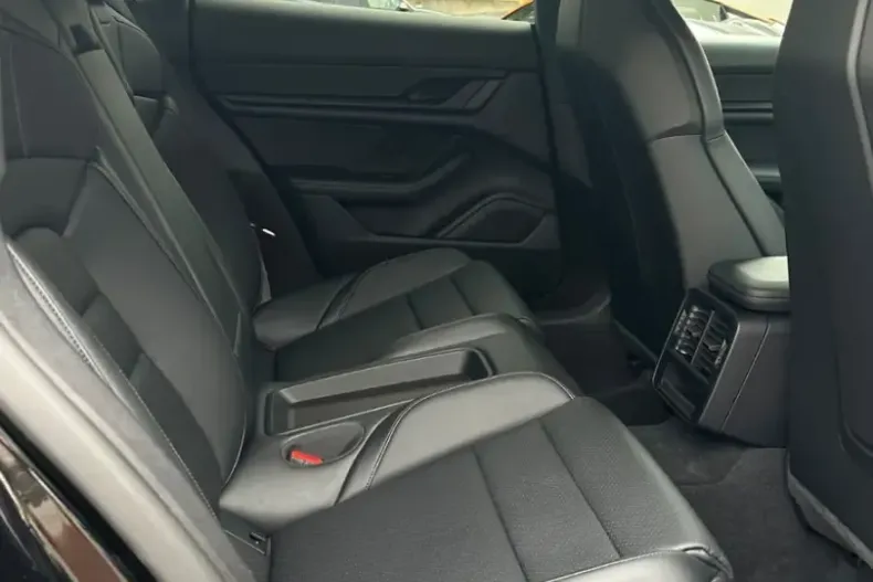 Porsche Taycan din 2021 cu 47.900 km - oferta POR163461 - foto 20