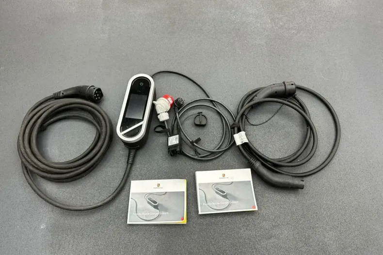 Porsche Taycan din 2021 cu 47.900 km - oferta POR163461 - foto 22