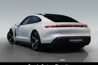 Porsche Taycan din 2021 cu 47.140 km - oferta POR163465 - foto 3