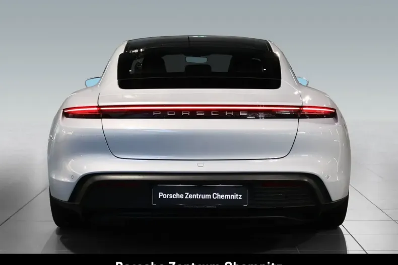 Porsche Taycan din 2021 cu 47.140 km - oferta POR163465 - foto 5