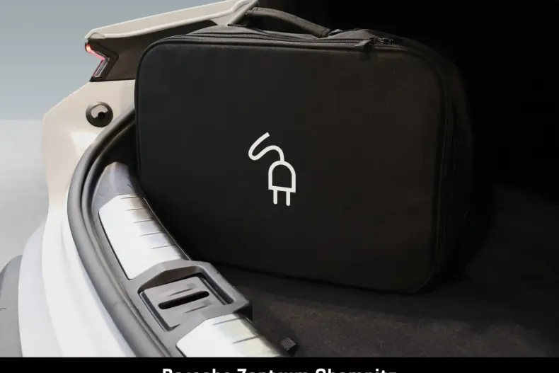 Porsche Taycan din 2021 cu 47.140 km - oferta POR163465 - foto 34