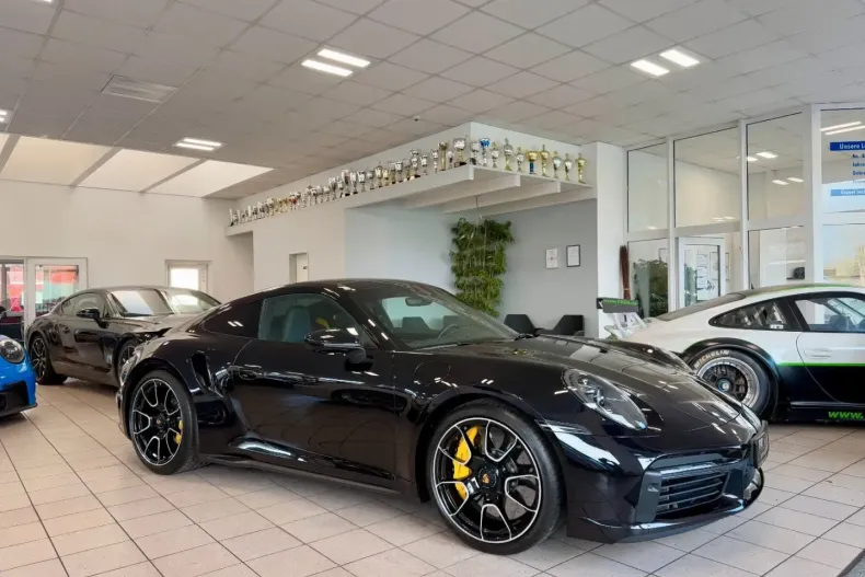 Porsche 992 din 2023 cu 23.549 km - oferta POR163466 - foto 1