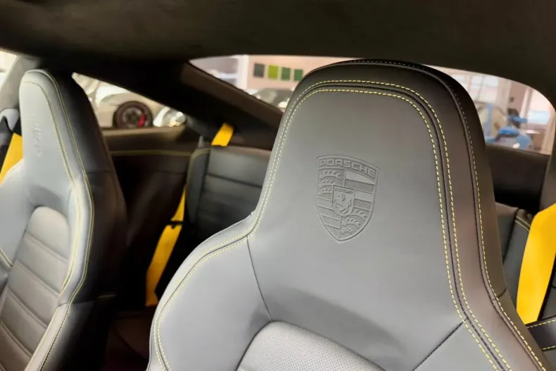 Porsche 992 din 2023 cu 23.549 km - oferta POR163466 - foto 8