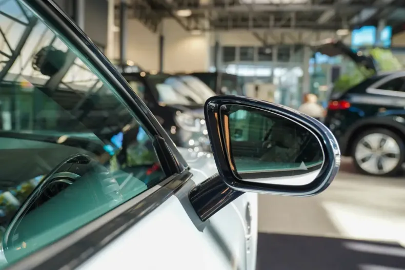 Mercedes-Benz SL 63 AMG din 2023 cu 4.224 km - oferta MER163469 - foto 9