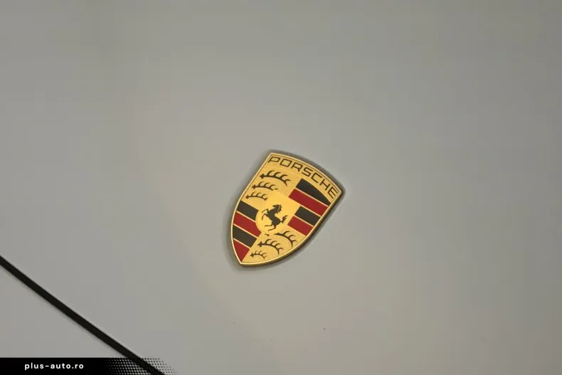 Porsche 992 din 2022 cu 38.000 km - oferta POR163470 - foto 8