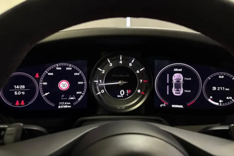 Porsche 992 din 2021 cu 51.800 km - oferta POR163473 - foto 26